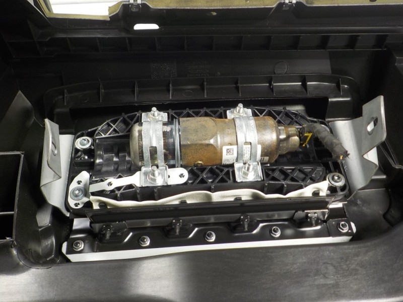 Recambio de salpicadero para volkswagen golf vi (5k1) 1.4 16v tsi referencia OEM IAM 5K1857001A81X  