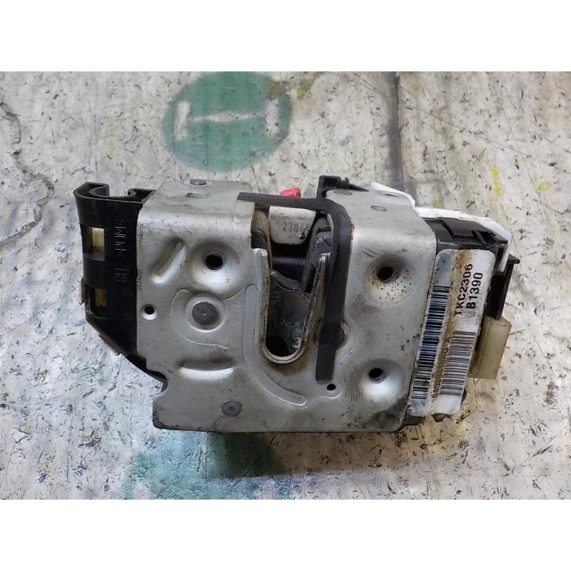 Recambio de cerradura puerta delantera derecha para jeep compass 2.4 16v cat referencia OEM IAM   