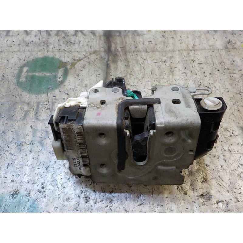 Recambio de cerradura puerta trasera izquierda para jeep compass 2.4 16v cat referencia OEM IAM   