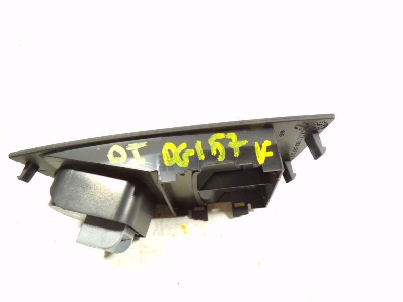 Recambio de mando retrovisor para audi a1 (8x) 1.6 tdi referencia OEM IAM 8E0959565A4PK 8E0959565 