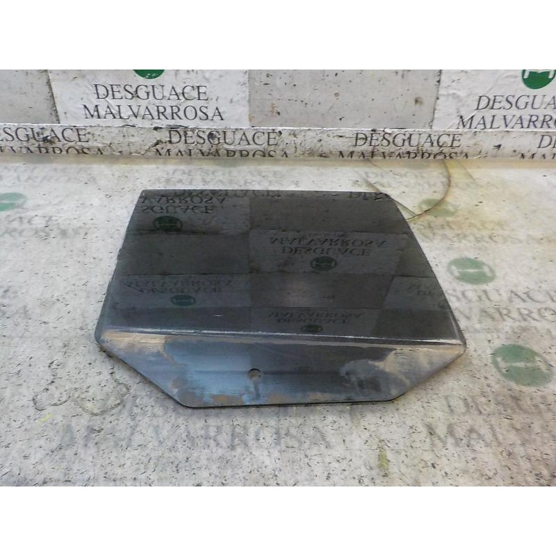 Recambio de cristal puerta trasero derecho para jeep compass 2.4 16v cat referencia OEM IAM   