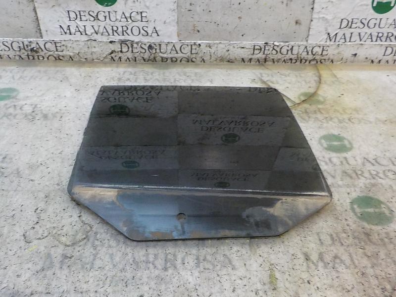 Recambio de cristal puerta trasero derecho para jeep compass 2.4 16v cat referencia OEM IAM   