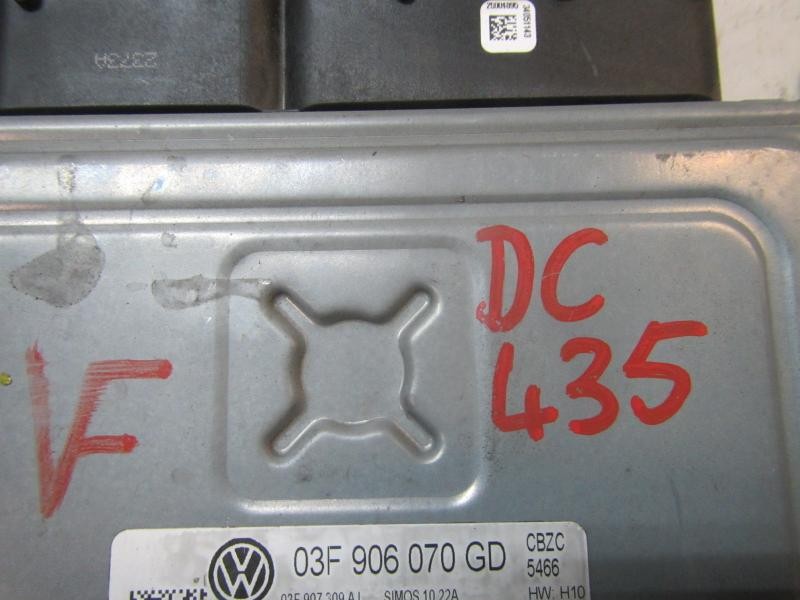 Recambio de centralita motor uce para volkswagen polo (6r1) advance referencia OEM IAM 03F906070GD  