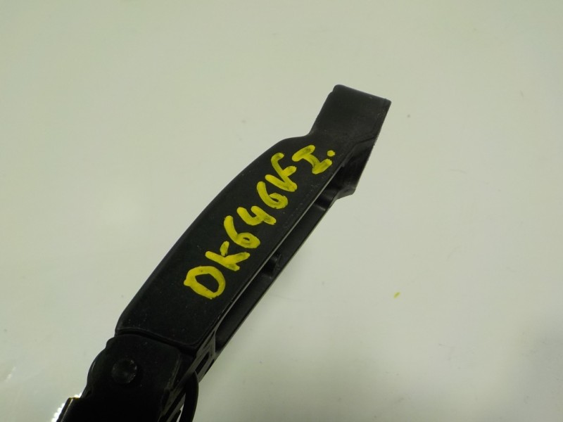 Recambio de brazo limpia delantero izquierdo para volkswagen touareg (7la) tdi v10 referencia OEM IAM   