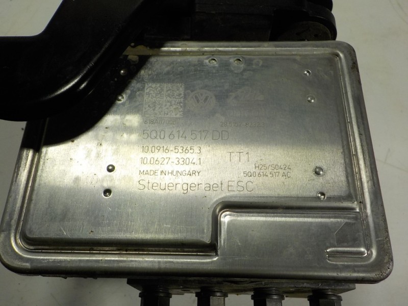 Recambio de abs para volkswagen golf vii lim. 1.0 tsi referencia OEM IAM 5Q0614517DDBEF 5Q0614517DD 10062733041