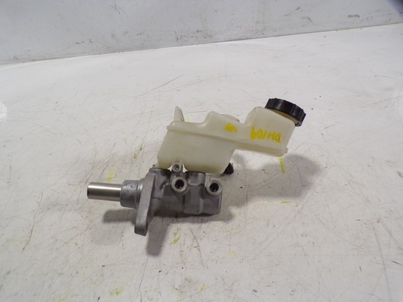 Recambio de bomba freno para toyota yaris 1.3 16v cat referencia OEM IAM 4720109650  