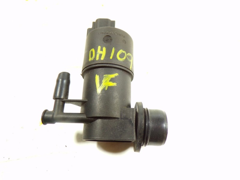 Recambio de bomba limpia para toyota yaris 1.3 16v cat referencia OEM IAM 853300F020 853300F020 