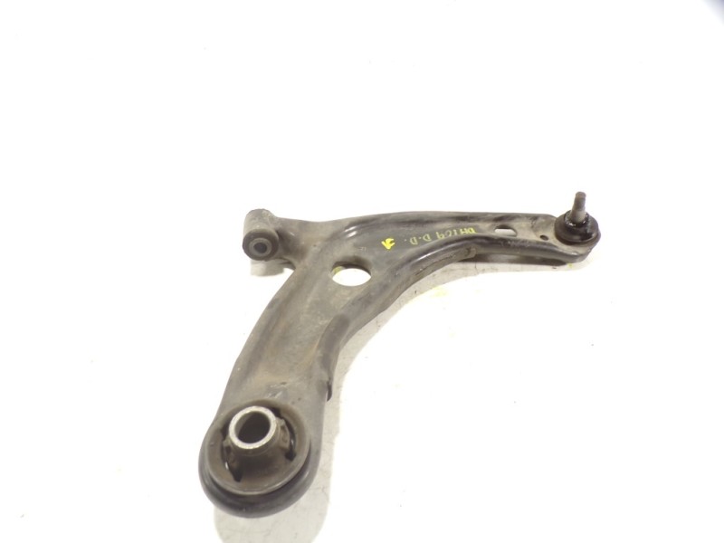 Recambio de brazo suspension inferior delantero derecho para toyota yaris 1.3 16v cat referencia OEM IAM 4806809150  