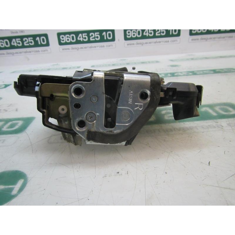 Recambio de cerradura puerta delantera derecha para lexus rx 3.3 v6 24v cat referencia OEM IAM 6903048070  