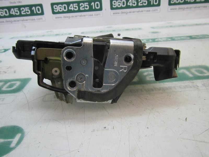 Recambio de cerradura puerta delantera derecha para lexus rx 3.3 v6 24v cat referencia OEM IAM 6903048070  