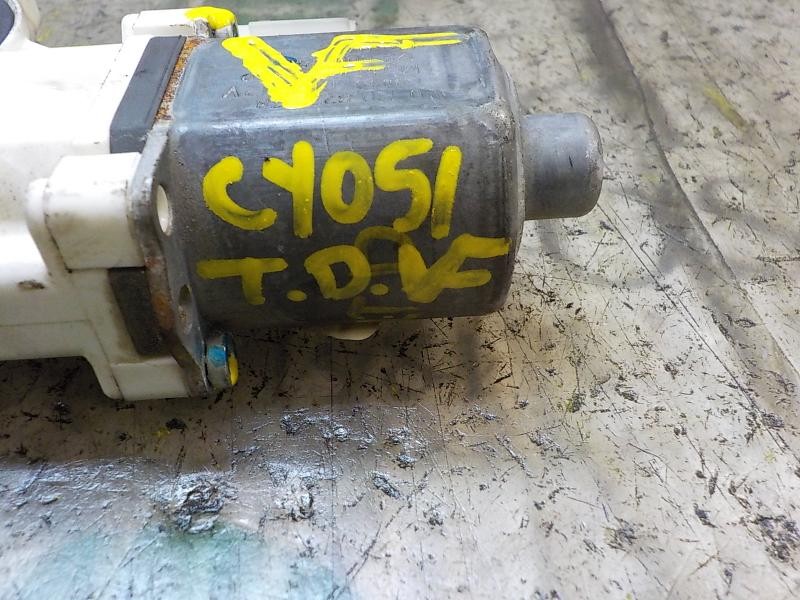 Recambio de motor elevalunas trasero derecho para jeep compass 2.4 16v cat referencia OEM IAM   