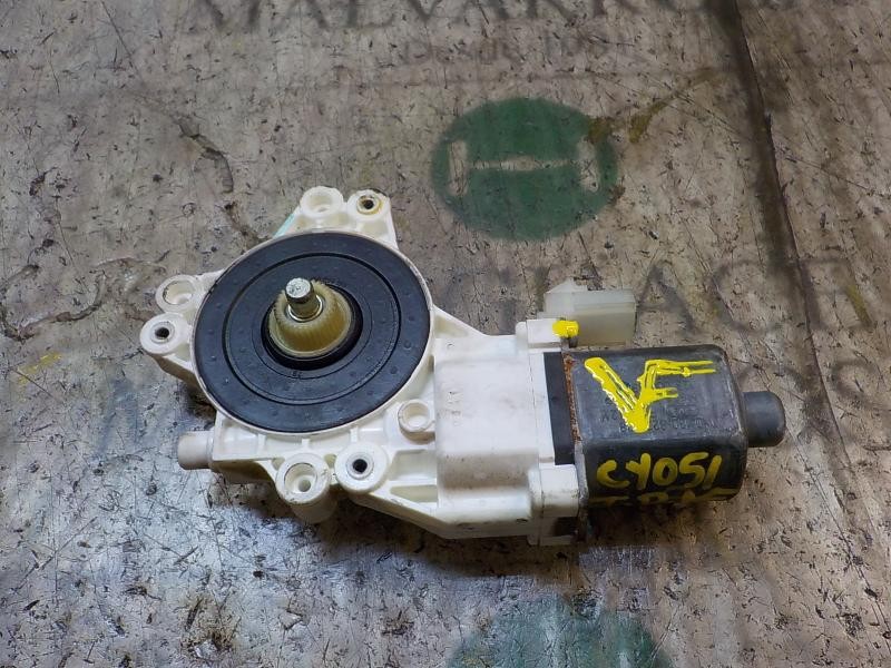 Recambio de motor elevalunas trasero derecho para jeep compass 2.4 16v cat referencia OEM IAM   
