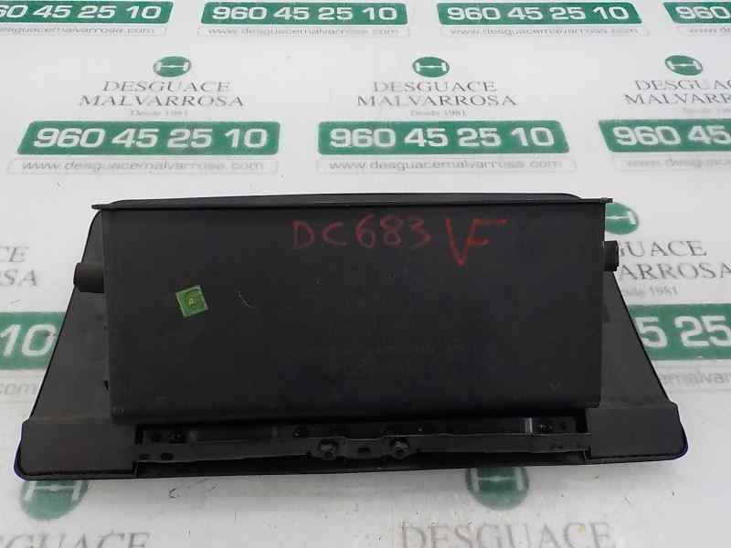 Recambio de guantera para ssangyong rexton 2.7 turbodiesel cat referencia OEM IAM   