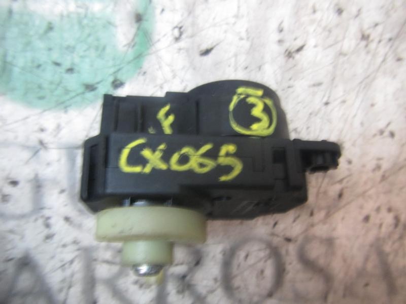 Recambio de motor apertura trampillas climatizador para peugeot 308 active referencia OEM IAM 6479E1 5509001 5509001