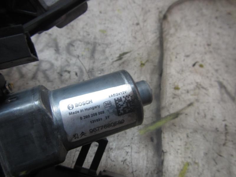 Recambio de motor limpia trasero para peugeot 308 active referencia OEM IAM 9677680580 9677680580 0390208008