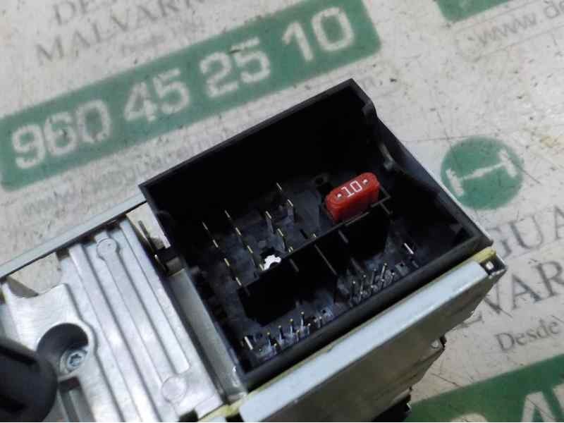Recambio de sistema audio / radio cd para peugeot 3008 1.6 hdi fap referencia OEM IAM   