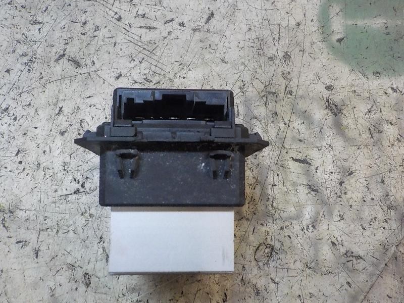 Recambio de resistencia calefaccion para peugeot 207 1.6 16v hdi fap referencia OEM IAM   