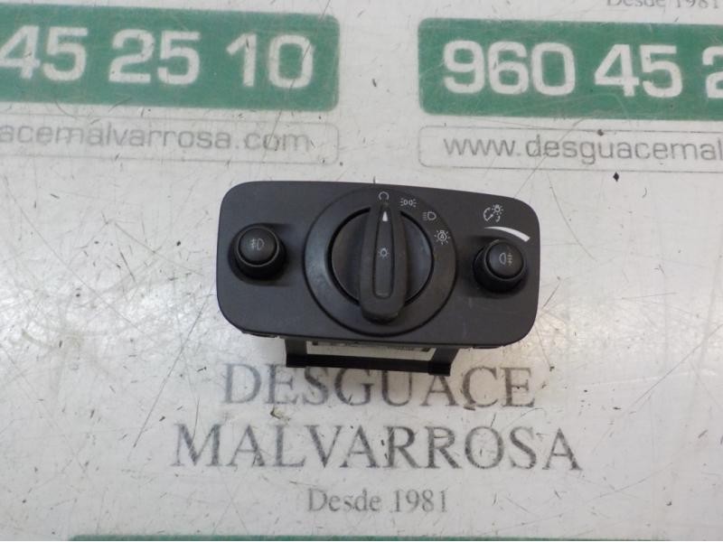 Recambio de mando luces para ford kuga (cbs) 2.0 tdci cat referencia OEM IAM 1787266 AV6T13A024EC 