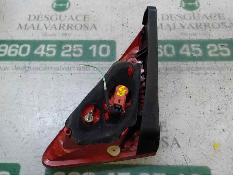 Recambio de piloto trasero izquierdo interior para peugeot 3008 1.6 hdi fap referencia OEM IAM   