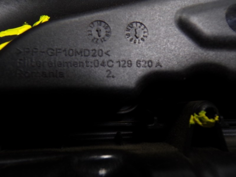 Recambio de filtro aire para volkswagen golf vii lim. 1.0 tsi referencia OEM IAM 04C129601M 04C129620A 