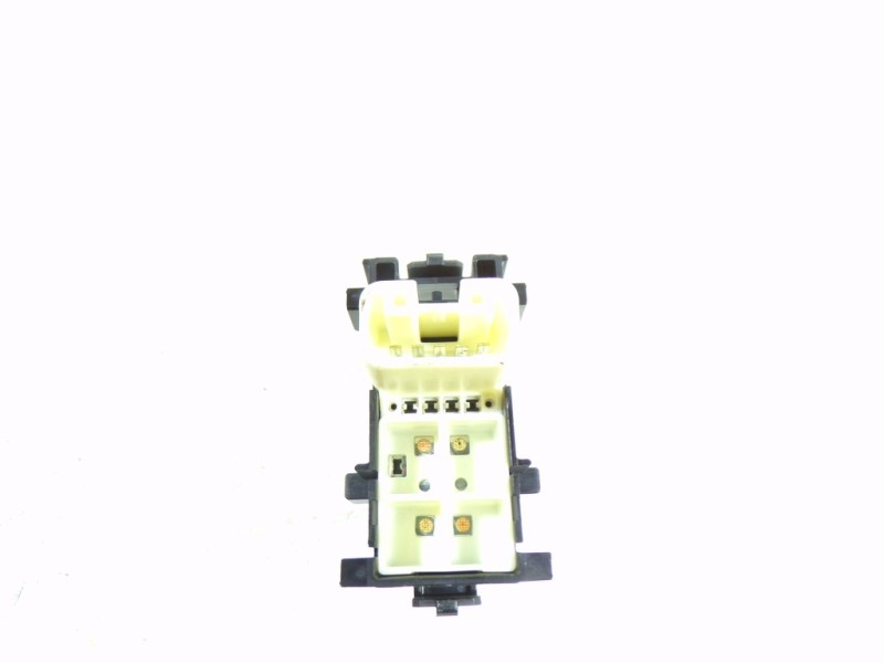 Recambio de mando elevalunas trasero derecho para toyota yaris 1.3 16v cat referencia OEM IAM 848100D030  