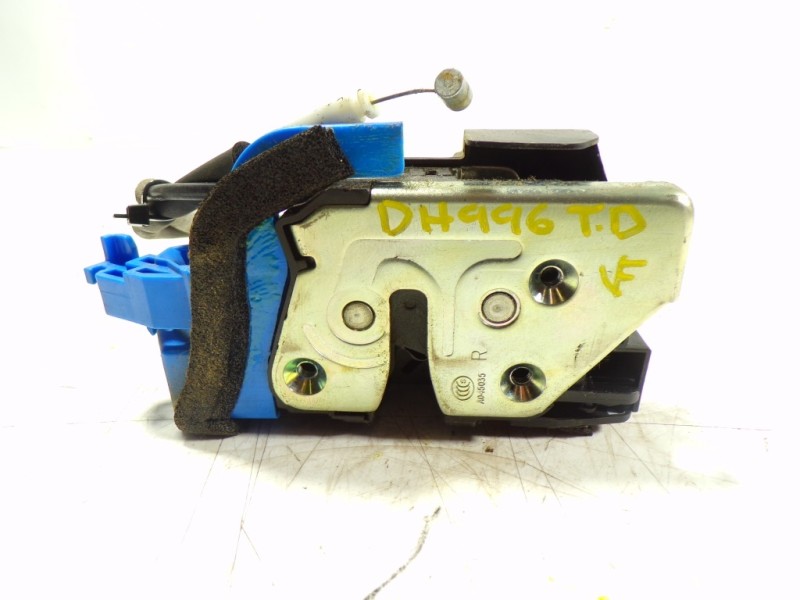 Recambio de cerradura puerta trasera derecha para kia cee´´d 1.4 cat (1396 cm3) referencia OEM IAM 81420A2000 81420A2000 