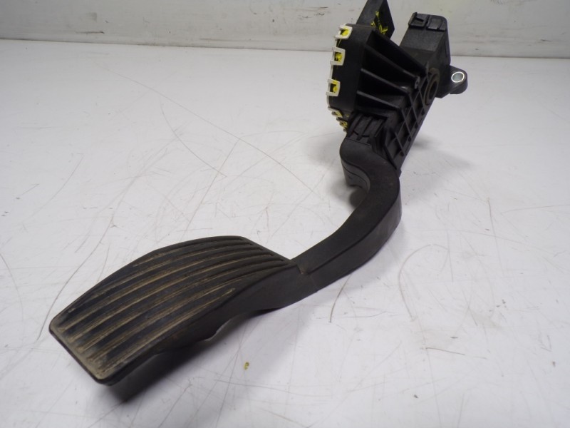 Recambio de potenciometro pedal para fiat punto (199) easy referencia OEM IAM 55702020  