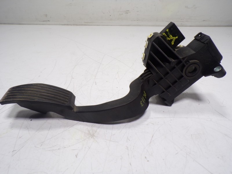 Recambio de potenciometro pedal para fiat punto (199) easy referencia OEM IAM 55702020  