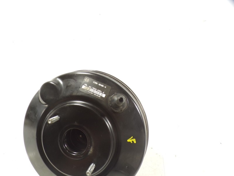 Recambio de servofreno para toyota yaris 1.3 16v cat referencia OEM IAM 4461009C20 472000D840A 