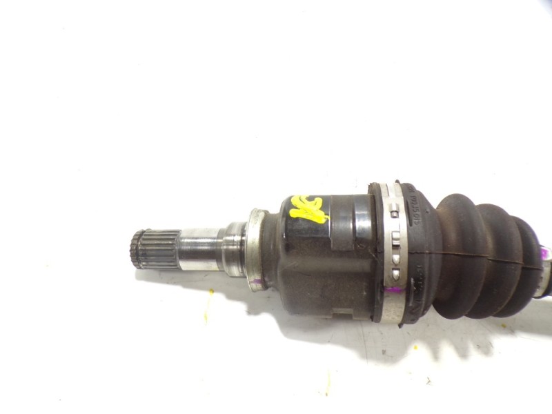 Recambio de transmision derecha para toyota yaris 1.3 16v cat referencia OEM IAM 434100D510  