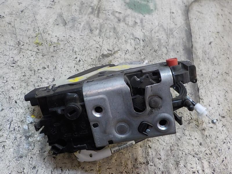 Recambio de cerradura puerta trasera derecha para peugeot 208 active referencia OEM IAM 9688080780  