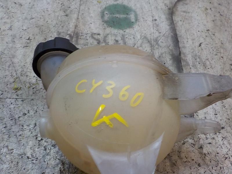 Recambio de deposito expansion para peugeot 208 active referencia OEM IAM 9800777280  