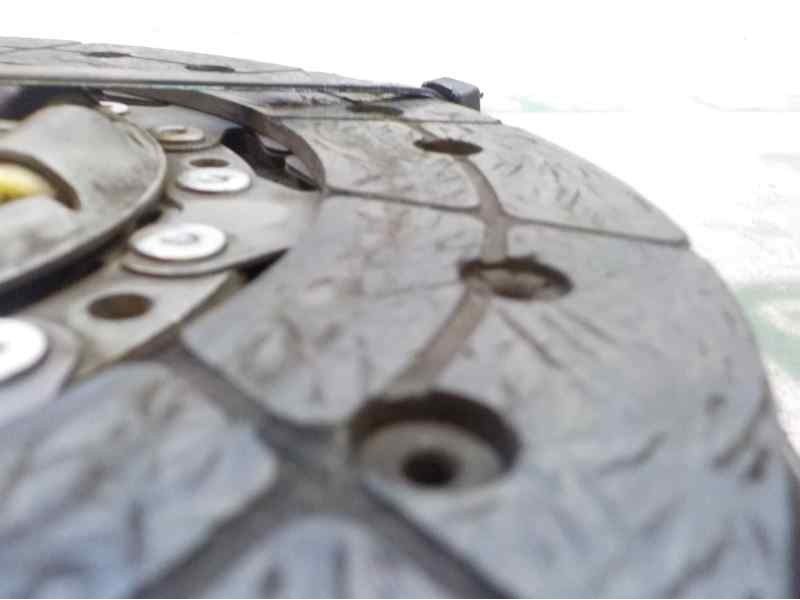 Recambio de kit embrague para opel astra j lim. 1.7 16v cdti referencia OEM IAM   