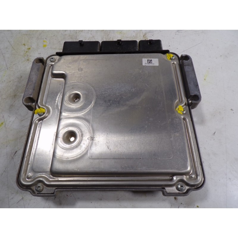 Recambio de centralita motor uce para renault clio iv 1.5 dci diesel fap referencia OEM IAM  237102213R 