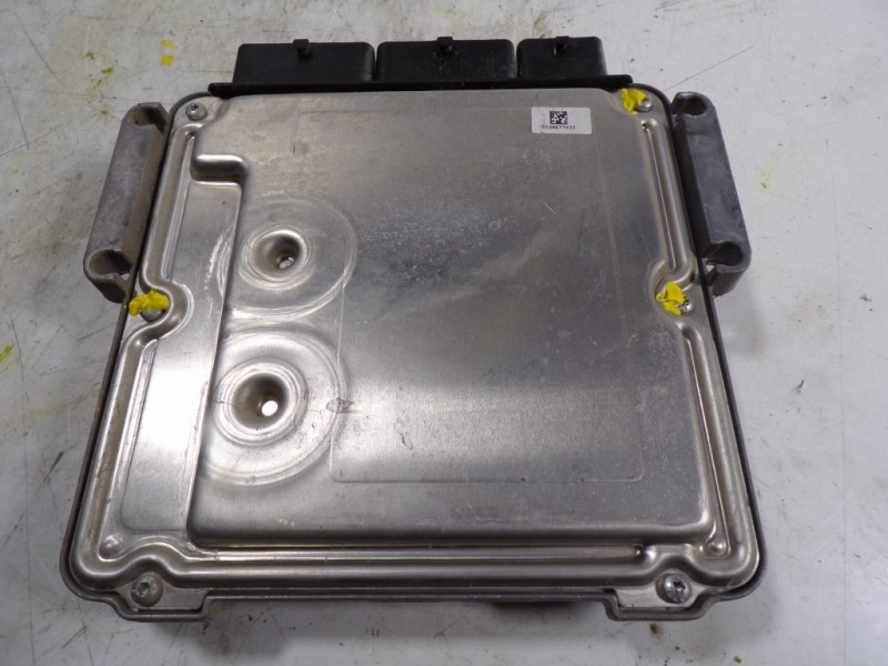 Recambio de centralita motor uce para renault clio iv 1.5 dci diesel fap referencia OEM IAM  237102213R 