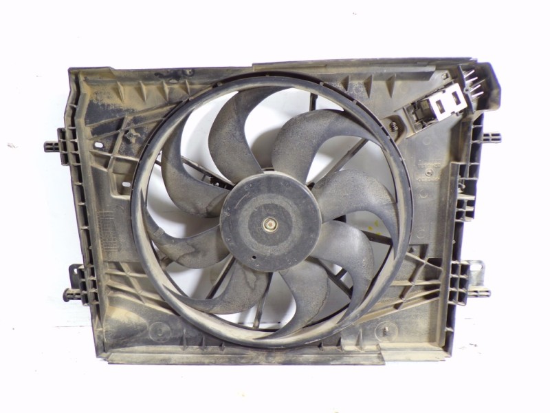 Recambio de electroventilador para renault clio iv 1.5 dci diesel fap referencia OEM IAM  214818009R 
