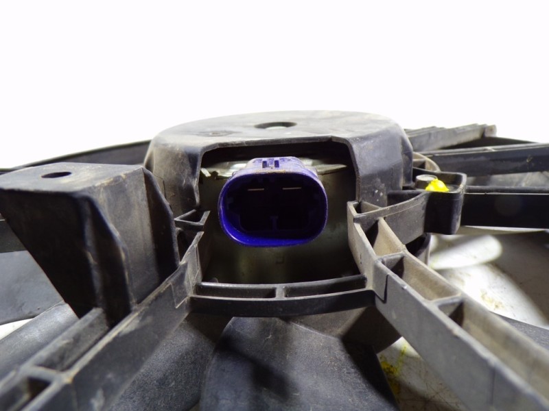 Recambio de electroventilador para renault clio iv 1.5 dci diesel fap referencia OEM IAM  214818009R 