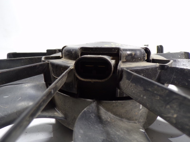 Recambio de electroventilador para dacia sandero stepway referencia OEM IAM 214814342R 214814342R 0130307187