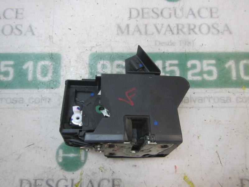 Recambio de cerradura puerta delantera derecha para dacia sandero essential referencia OEM IAM 805026816R  