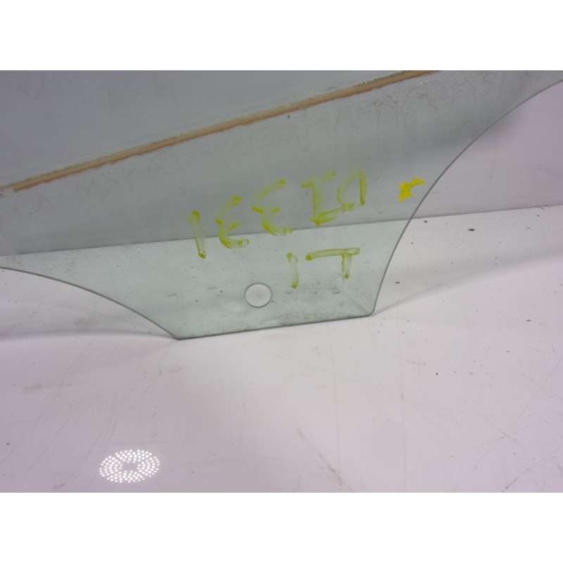 Recambio de cristal puerta trasero izquierdo para bmw serie 1 lim. (f20) 2.0 turbodiesel referencia OEM IAM 51357242557  