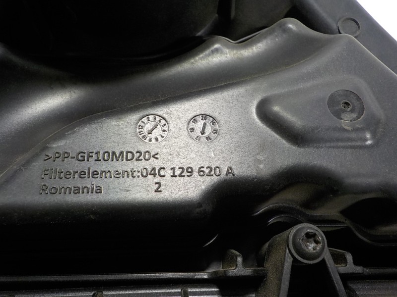 Recambio de filtro aire para volkswagen golf vii lim. (bq1) 1.0 tsi referencia OEM IAM 04C129601M 04C129620A 