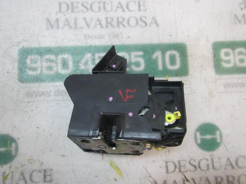 Recambio de cerradura puerta delantera izquierda para dacia sandero essential referencia OEM IAM 805039362R 805039362RF 