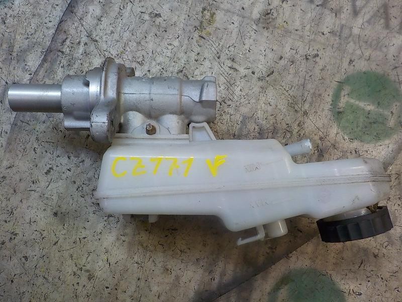 Recambio de bomba freno para toyota auris 1.4 turbodiesel cat referencia OEM IAM 4720109510  