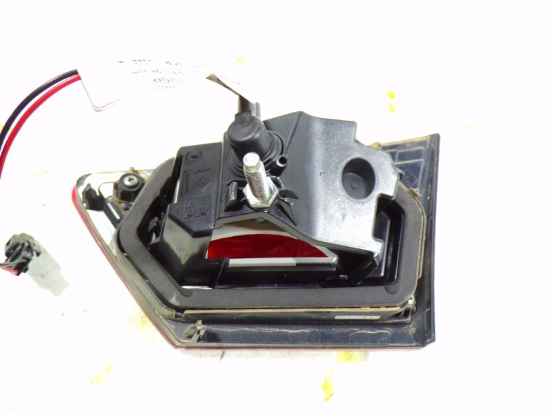 Recambio de piloto trasero izquierdo interior para renault clio iv 1.5 dci diesel fap referencia OEM IAM   