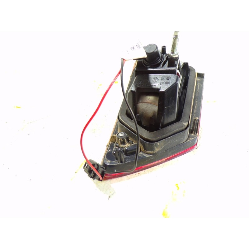 Recambio de piloto trasero izquierdo interior para renault clio iv 1.5 dci diesel fap referencia OEM IAM   