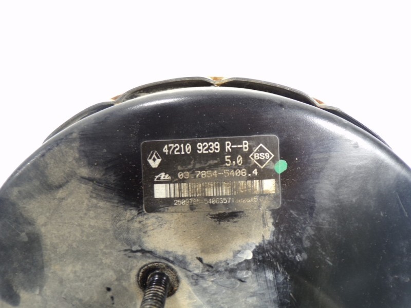 Recambio de servofreno para dacia sandero stepway referencia OEM IAM 472102061R 472109239R 03785454064