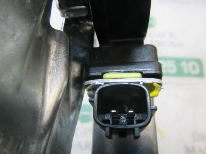 Recambio de elevalunas delantero derecho para dacia sandero essential referencia OEM IAM 807209299R 807209299R 