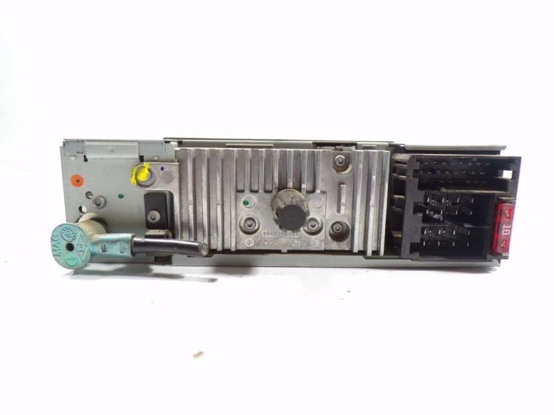 Recambio de sistema audio / radio cd para dacia sandero stepway referencia OEM IAM 281112231R 281112231R 