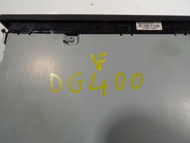 Recambio de sistema audio / radio cd para dacia sandero stepway referencia OEM IAM 281112231R 281112231R 