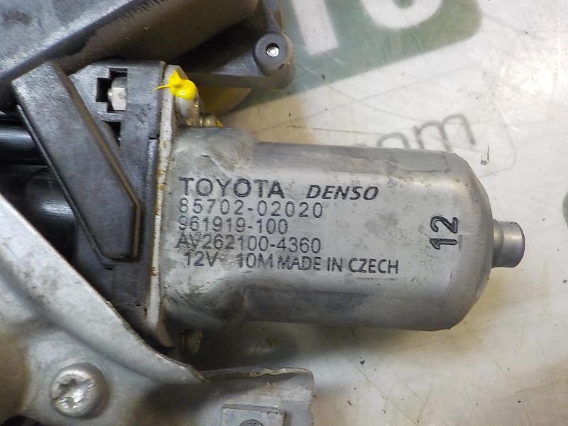Recambio de elevalunas trasero derecho para toyota auris 1.4 turbodiesel cat referencia OEM IAM 6983002390  